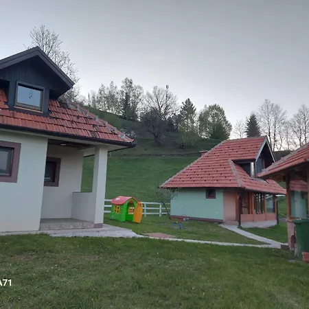 Legat Tri Brata Сasa de vacaciones *