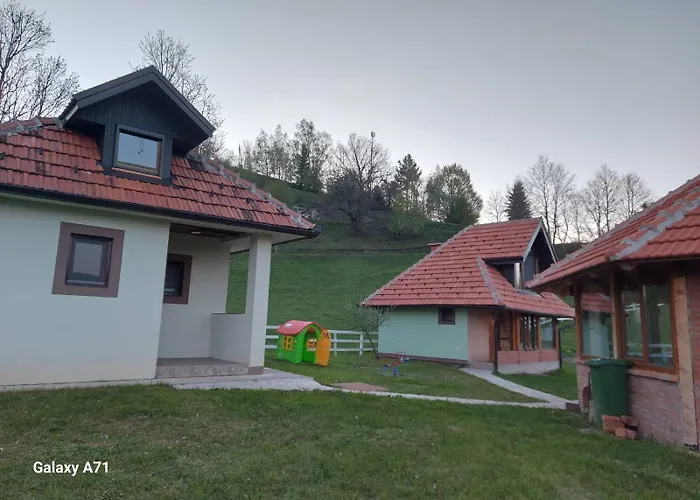 Legat Tri Brata Tatil Evi *