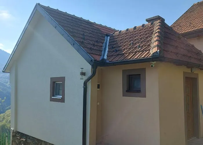 Legat Tri Brata Tatil Evi *